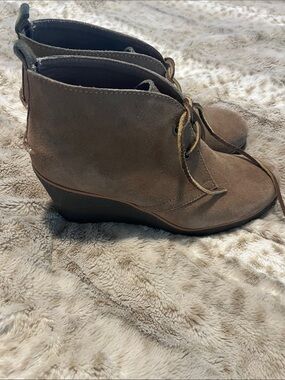 Women’s Sperry Booties!